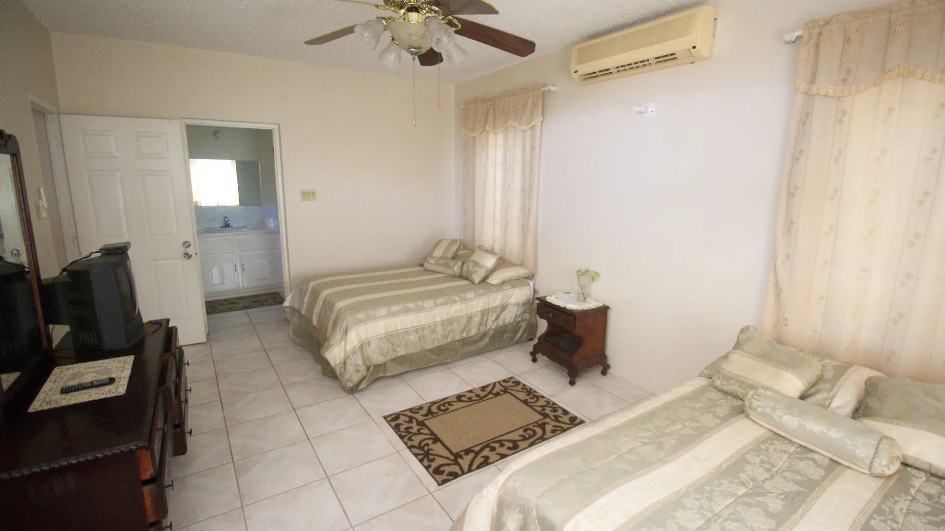 Seaview Chateau Montego Bay Villa