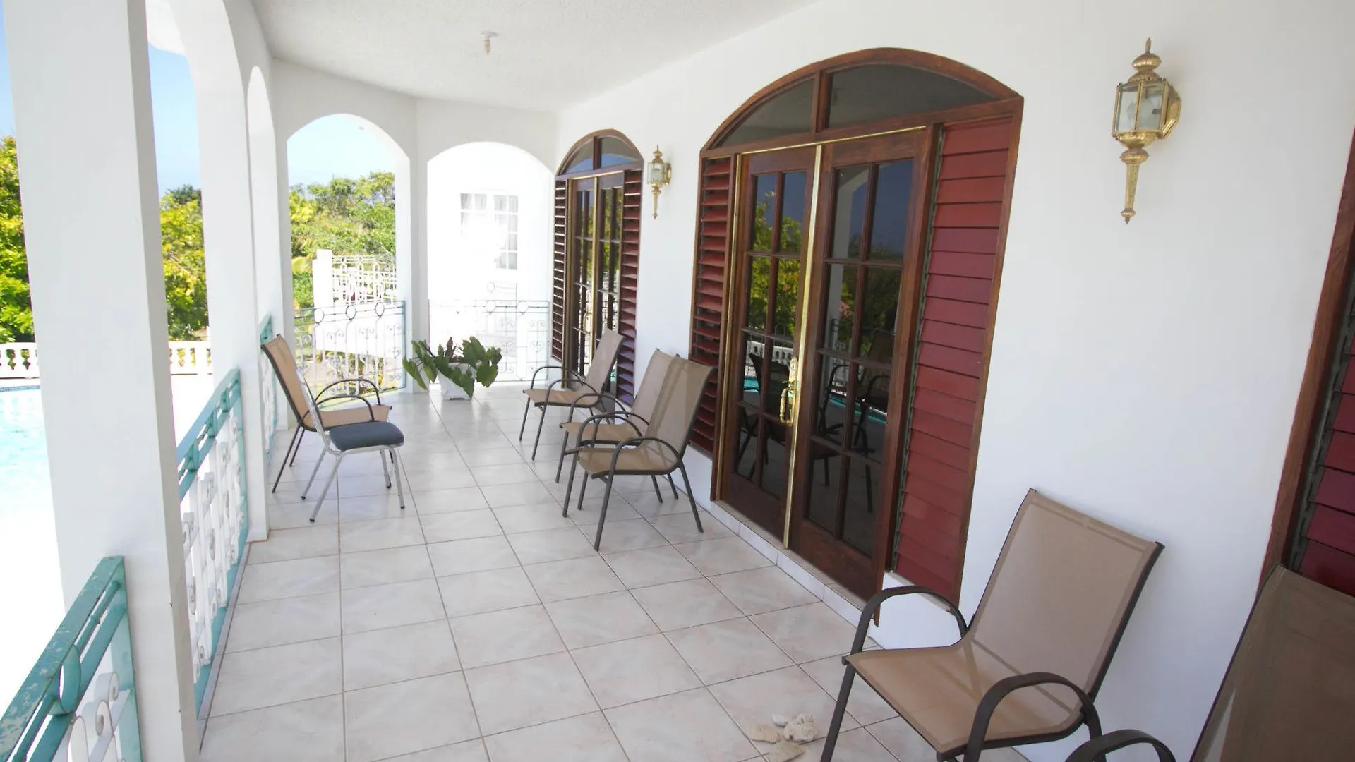 Seaview Chateau Montego Bay